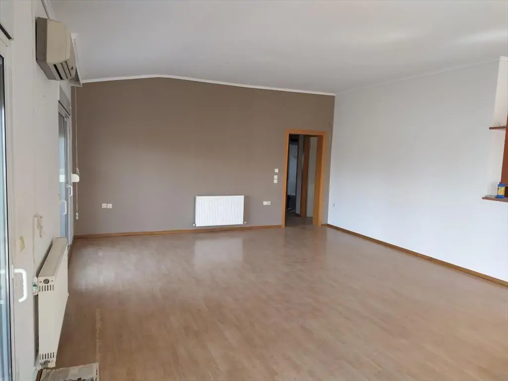 Detached House Of 470 M² In The Suburbs Of Thessaloniki