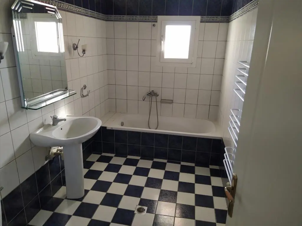 Detached House Of 470 M² In The Suburbs Of Thessaloniki
