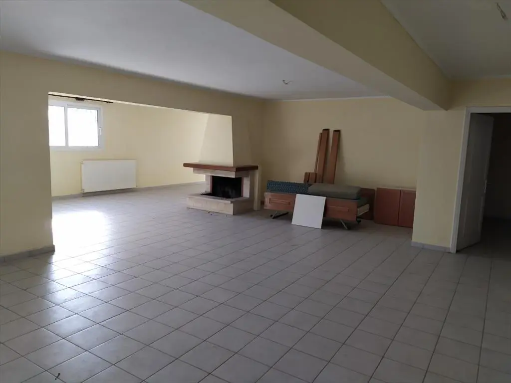 Detached House Of 470 M² In The Suburbs Of Thessaloniki