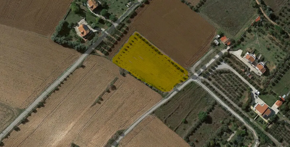 Land Of 4250 M² In The Suburbs Of Thessaloniki