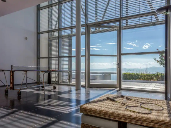 8-bedroom Villa In Aidipsos, Greece (600 M²)