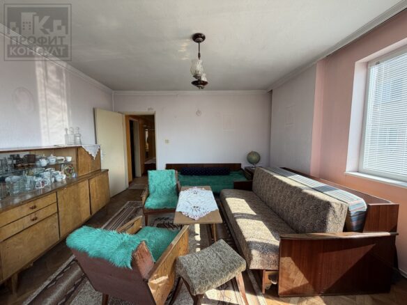 Two-bedroom Apartment Of 75 M² In Gorna Oryahovitsa City Centre