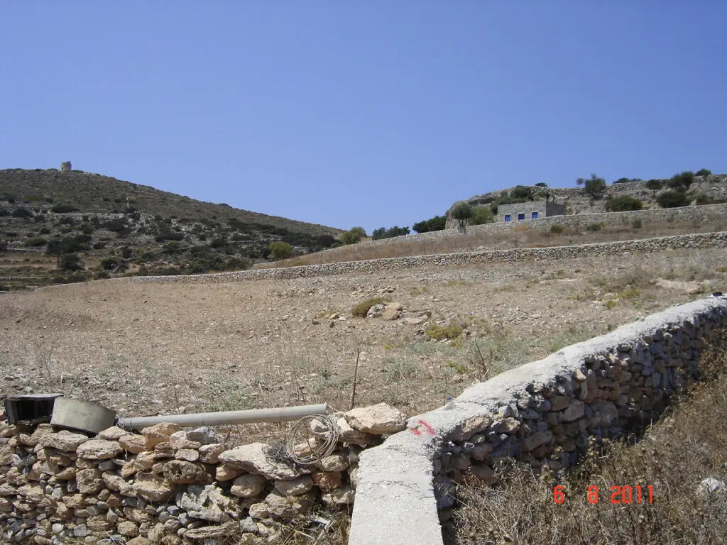Land Of 6000 M² In Cyclades