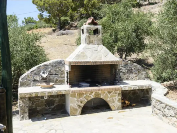 2-bedroom Villa In Makris Gialos, Greece (102 M²)
