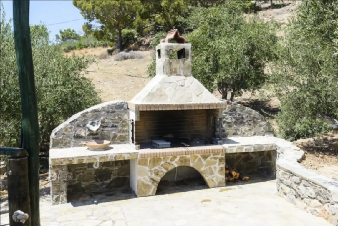 2-bedroom Villa In Makris Gialos, Greece (102 M²)
