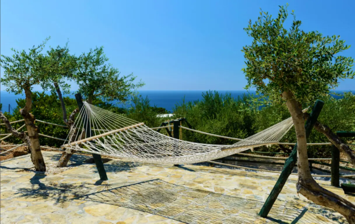 2-bedroom Villa In Makris Gialos, Greece (102 M²)