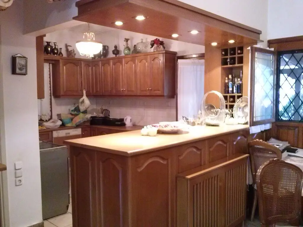Detached House Of 245 M² In Loutraki