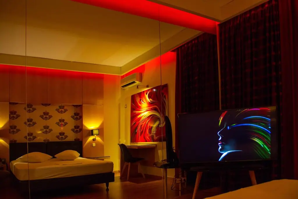 Hotel Of 4000 M² With 4000 M² In Athens