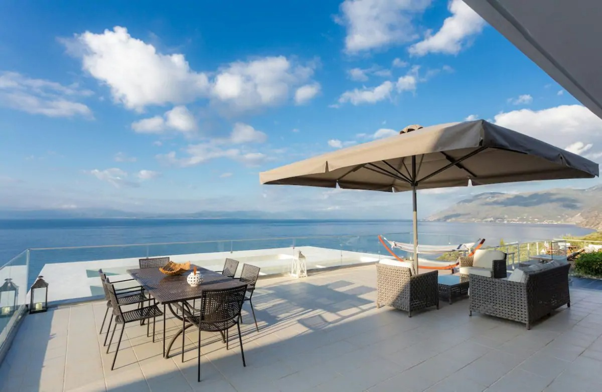 Villa Of 600 M² On Euboea Island