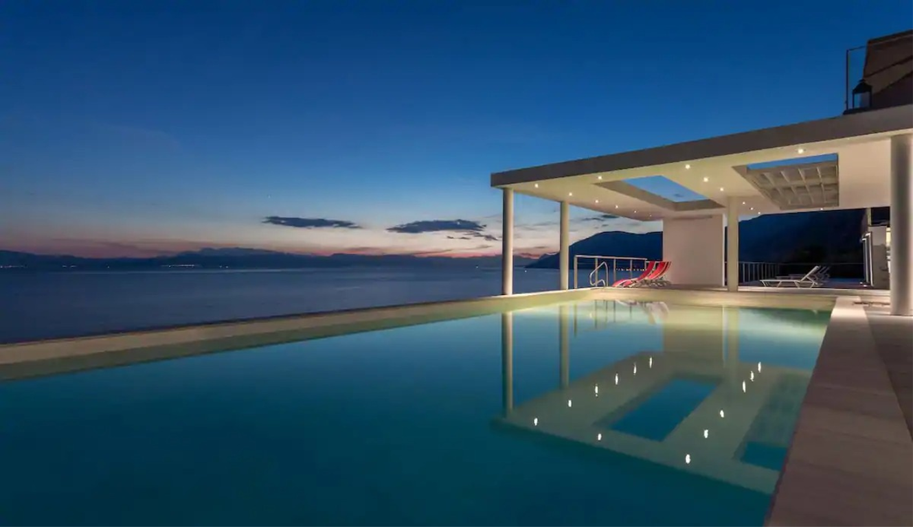 Villa Of 600 M² On Euboea Island