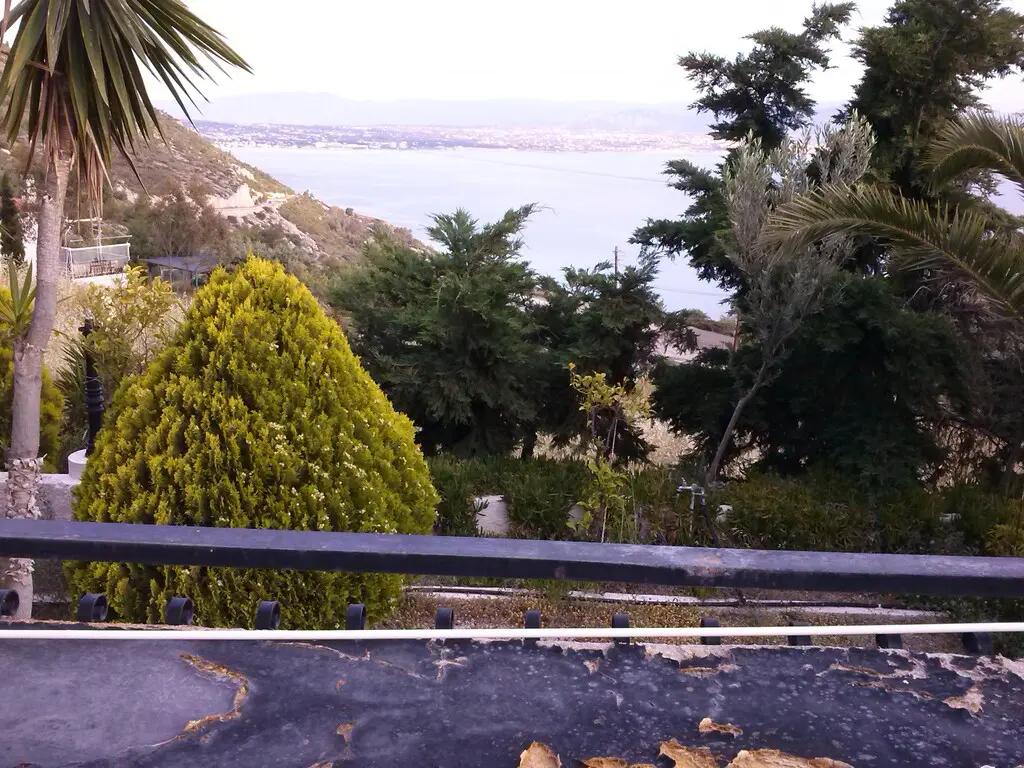 Detached House Of 245 M² In Loutraki