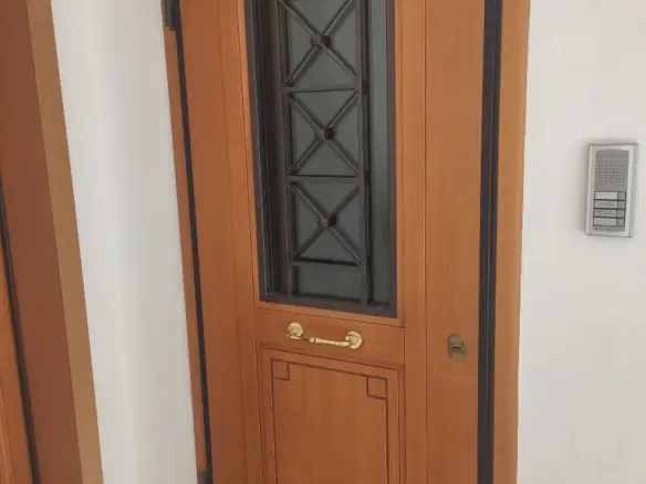 Business In Glyfada, Greece (450 M²)