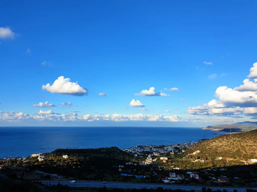 Land Of 2100 M² In Crete