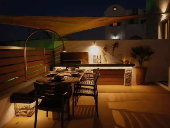 4-bedroom Villa In Santorini, Greece (150 M²)