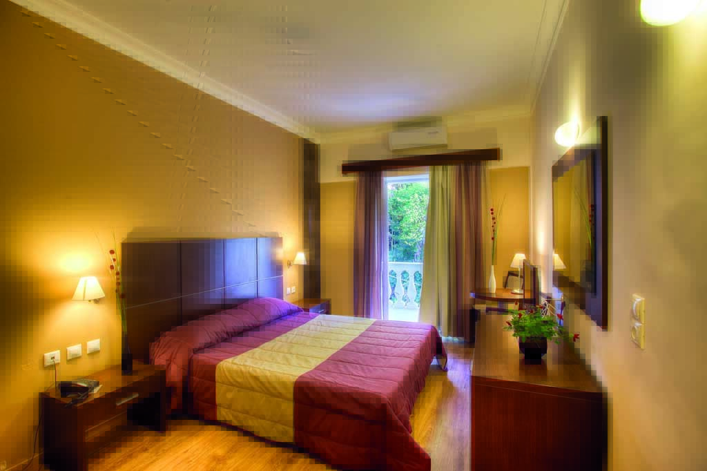 Hotel Of 3863 M² In Corfu
