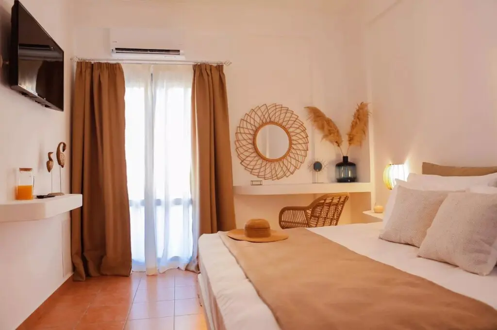 Villa Of 150 M² In Santorini