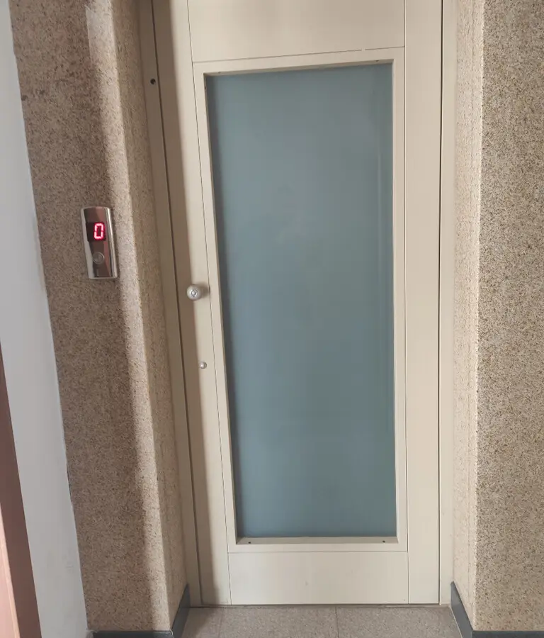 Flat Of 90 M² In Athens