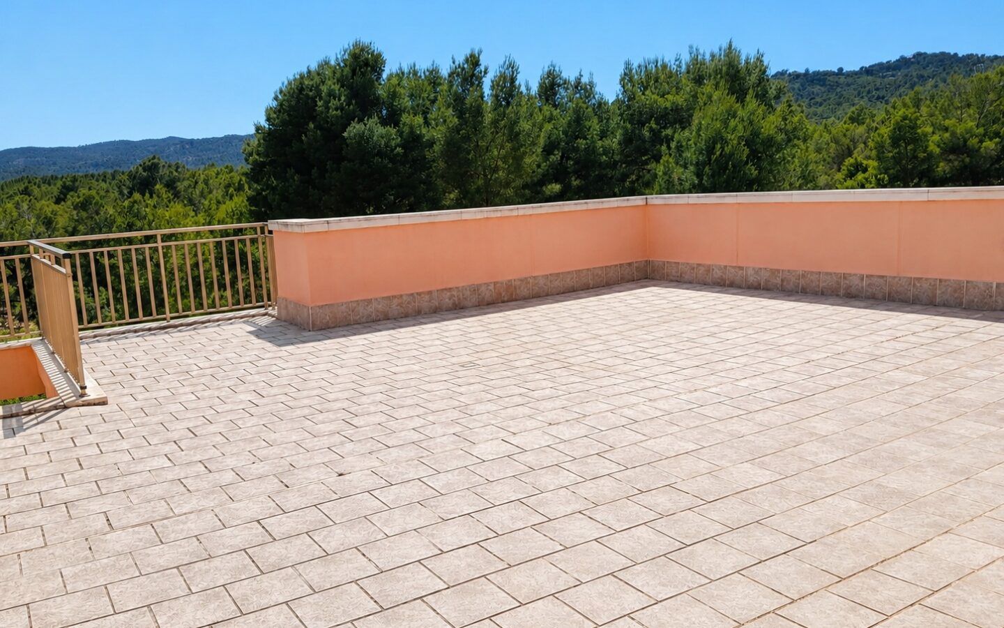 Apartment Of 150 M² With Large Private Terrace In Palma De Mallorca