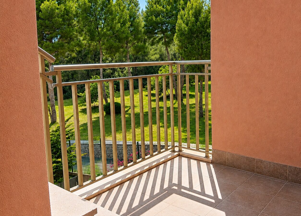 Apartment Of 150 M² With Large Private Terrace In Palma De Mallorca