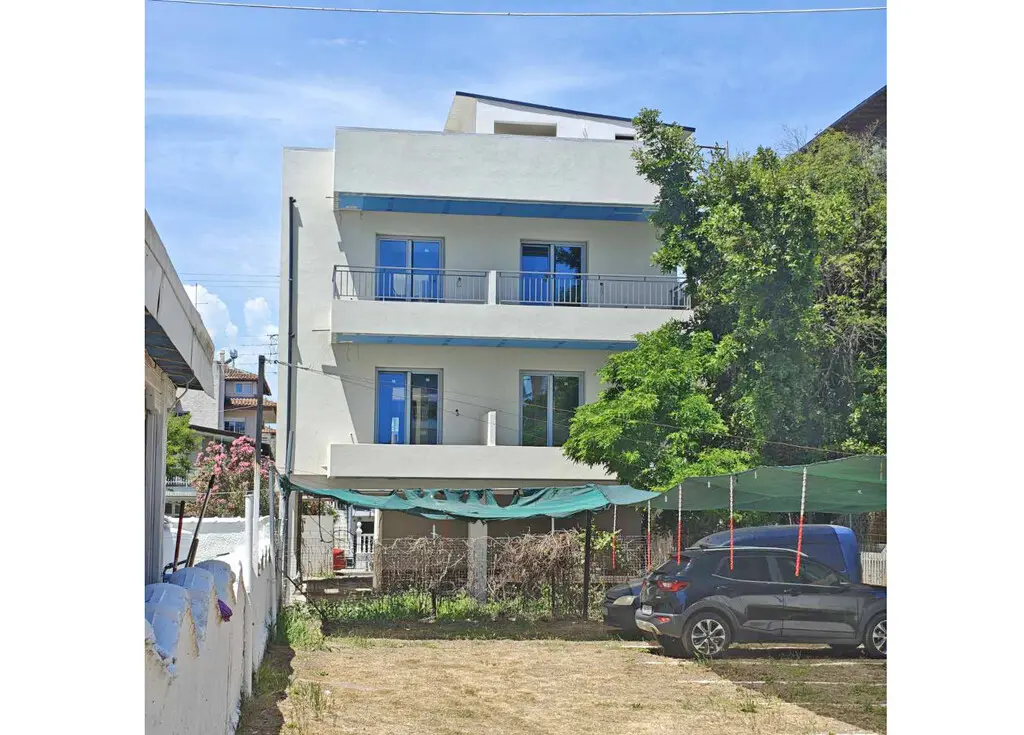 Hotel Of 223 M² On The Olympic Coast