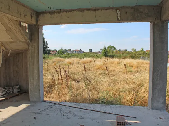 2-bedroom Detached House In Paralia, Greece (70 M²)