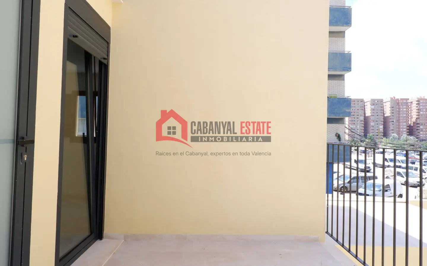 Διώροφη κατοικία 2 υπνοδωματίων στη Βαλένθια (80 τ.μ.)