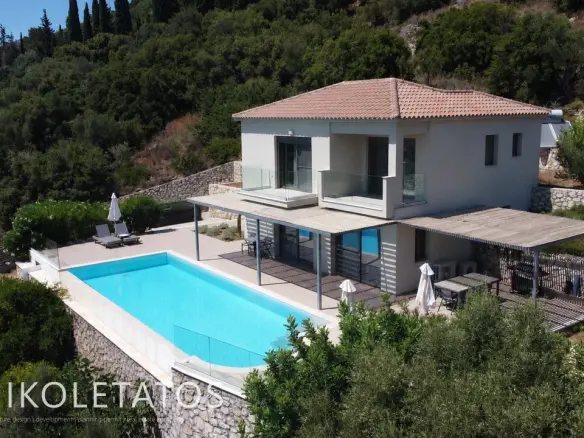 Villa Of 120 M² With Sea View In Trapezaki, Greece