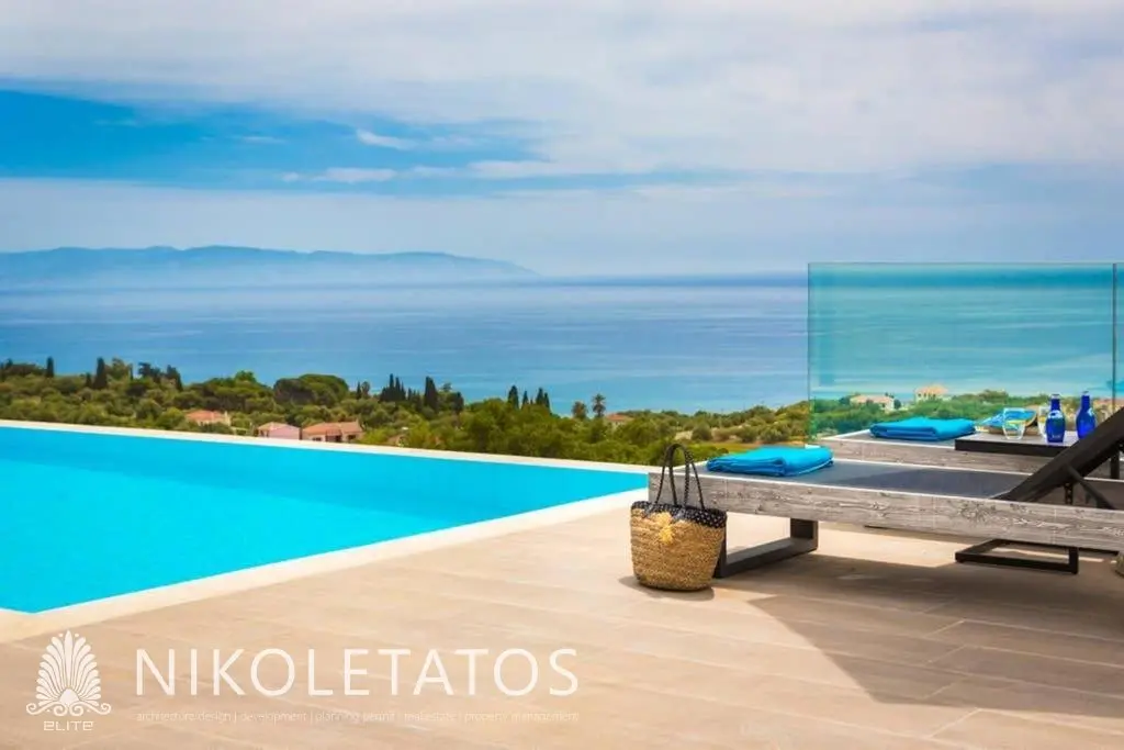 Villa Of 120 M² With Sea View In Trapezaki, Greece
