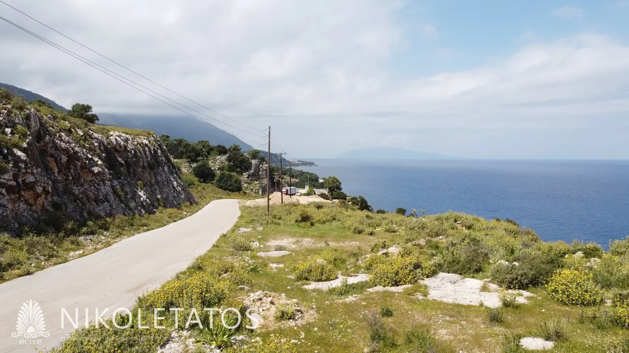 Land Of 1000 M² In Skala, Greece