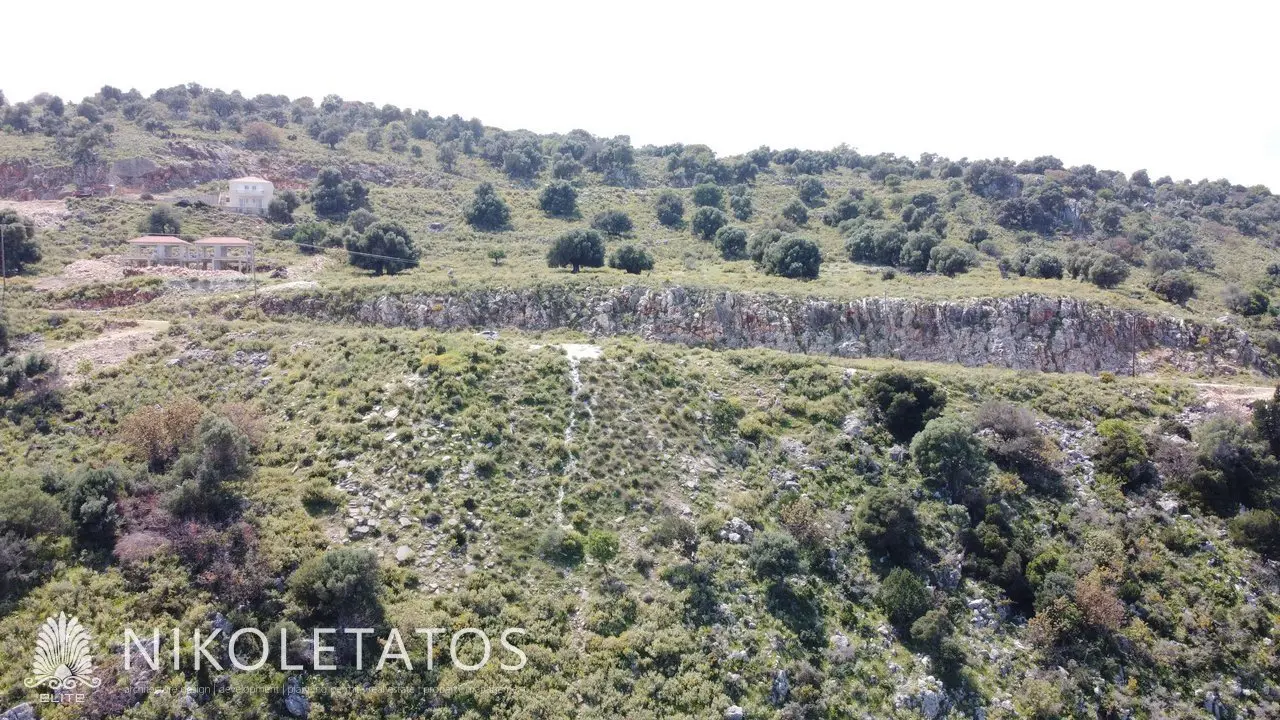 Land Of 1000 M² In Skala, Greece