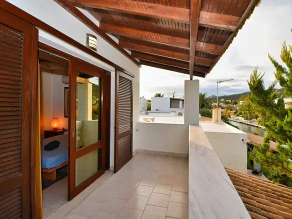 3-bedroom Villa In Ermioni, Greece (147 M²)