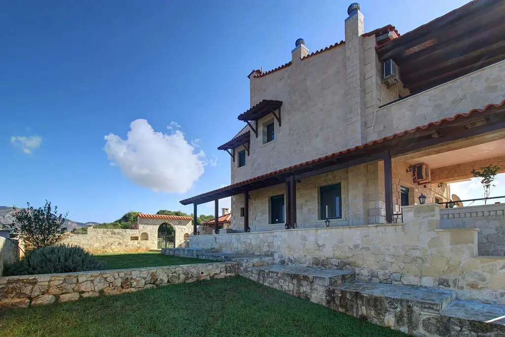 Maisonette Of 190 M² In Crete