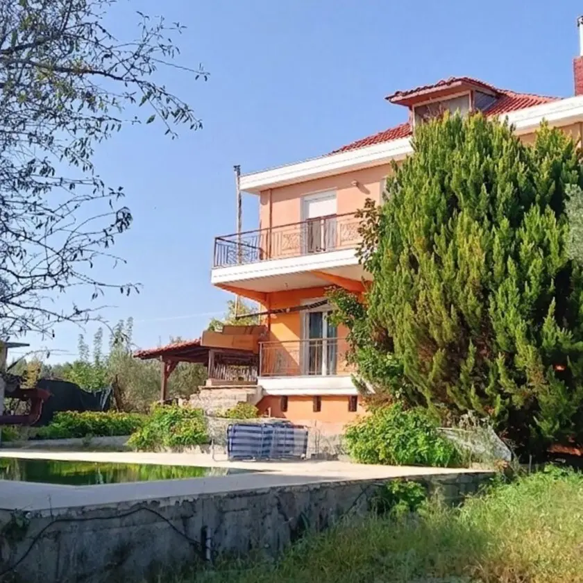 Detached House Of 335 M² In The Suburbs Of Thessaloniki