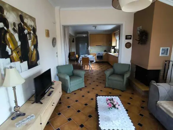 3-bedroom Flat In Paralia, Greece (118 M²)