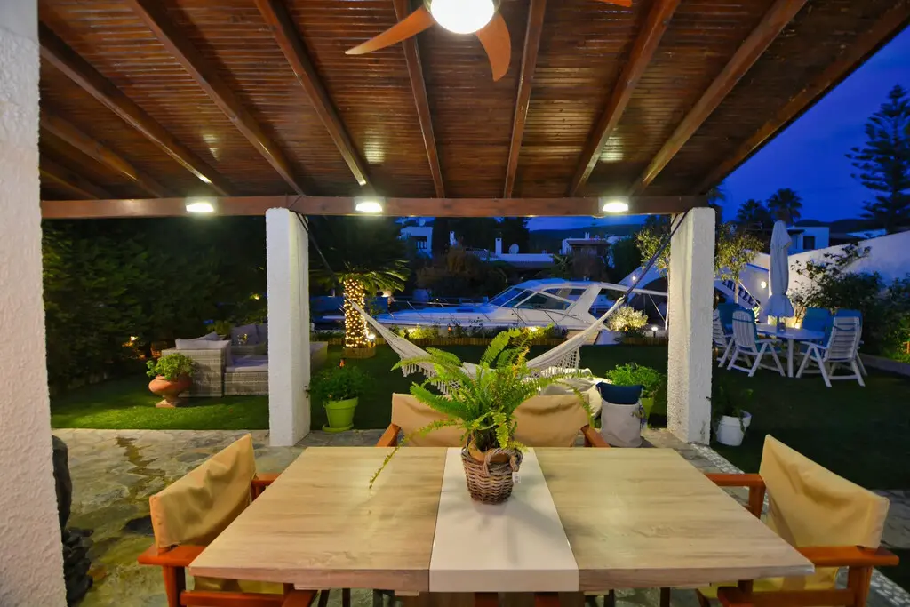 Villa Of 147 M² In Peloponnese