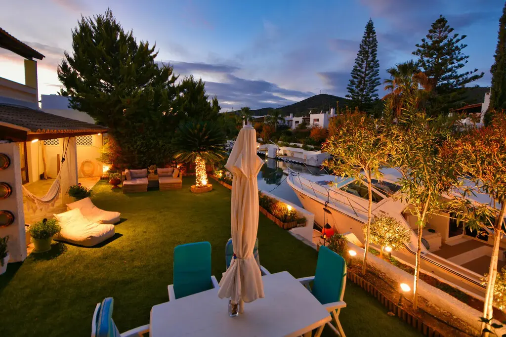 Villa Of 147 M² In Peloponnese