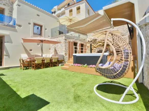 3-bedroom Villa In Ermioni, Greece (124 M²)