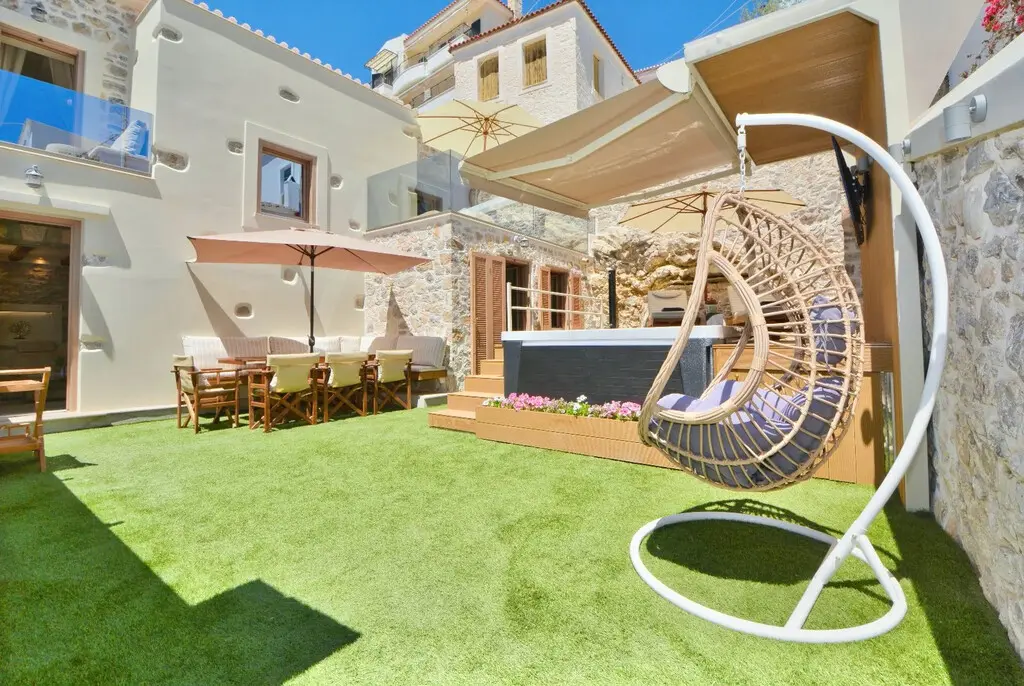 Villa Of 124 M² In Peloponnese