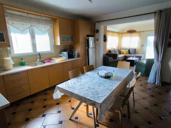 3-bedroom Flat In Paralia, Greece (118 M²)