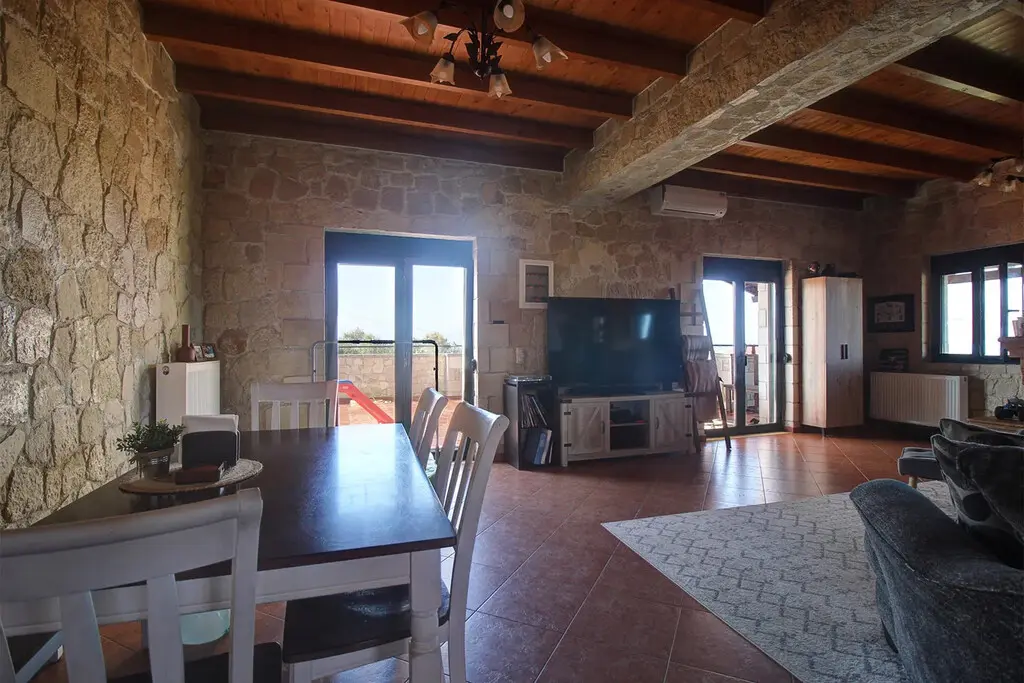 Maisonette Of 190 M² In Crete