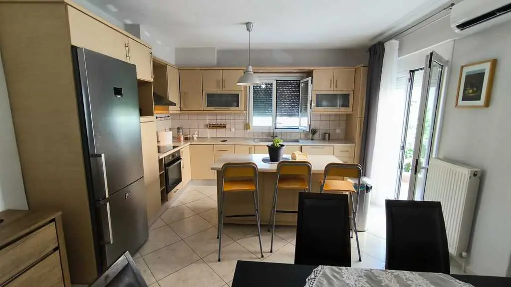 Maisonette Of 190 M² On The Olympic Coast
