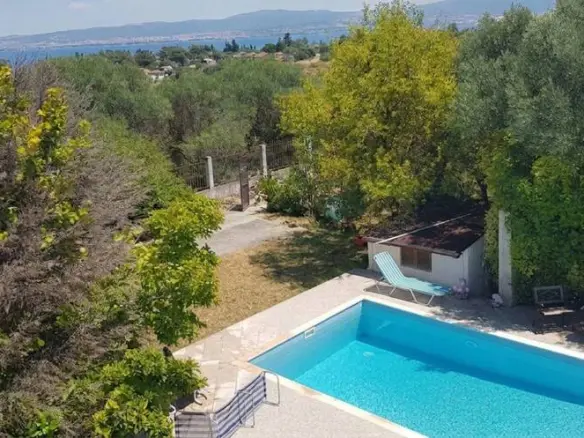 6-bedroom Detached House In Thermaikos, Greece (335 M²)