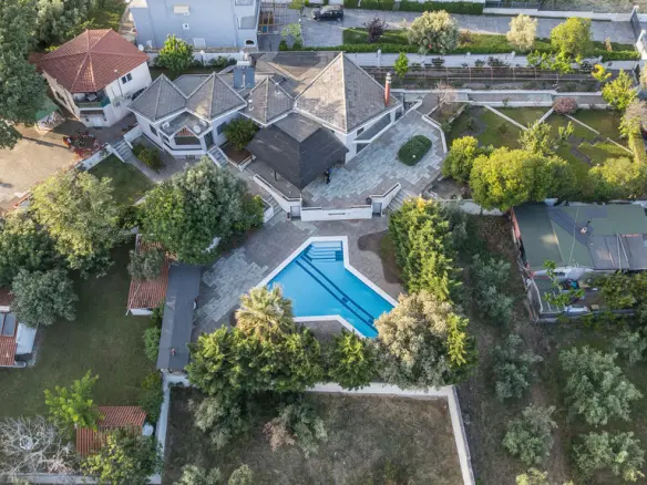 2-bedroom Detached House In Polydendri, Greece (400 M²)
