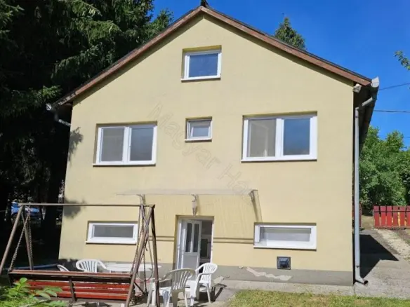 House Of 100 M² With Garden In Igal, Somogy