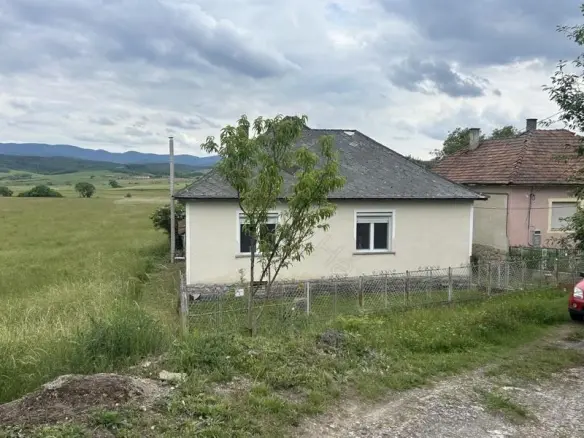 Hiša 0 M² brez posebnosti v Csernelyju, Borsod-abaúj-zemplén