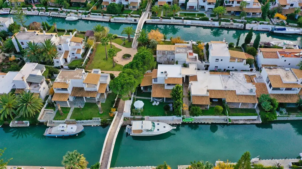 Villa Of 147 M² In Peloponnese