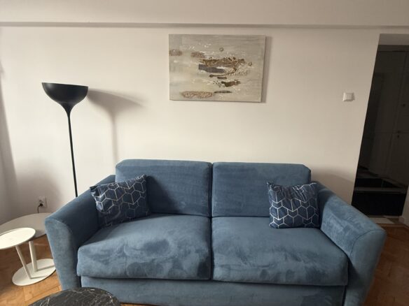 Fully Renovated 2-bedroom Apartment For Sale Near Piața Romană, Central Bucharest