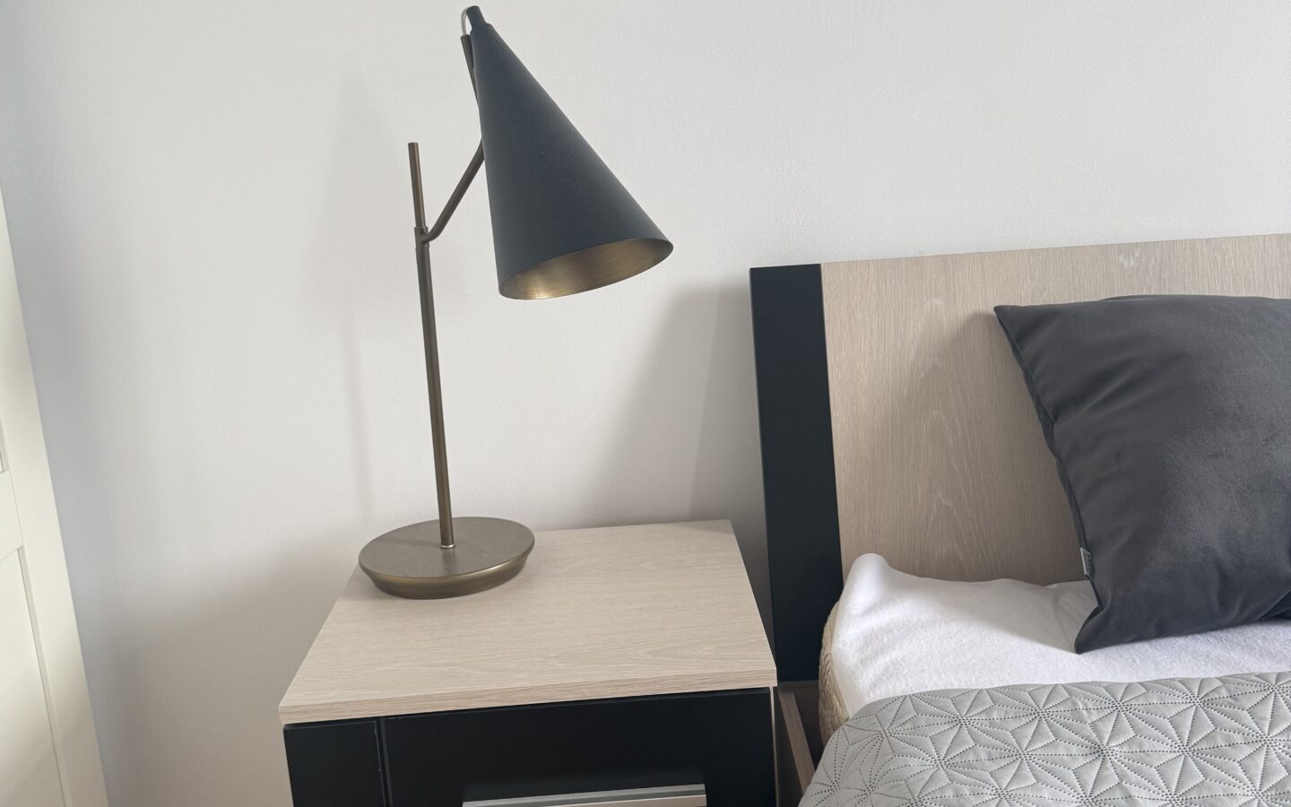 Fully Renovated 2-bedroom Apartment For Sale Near Piața Romană, Central Bucharest