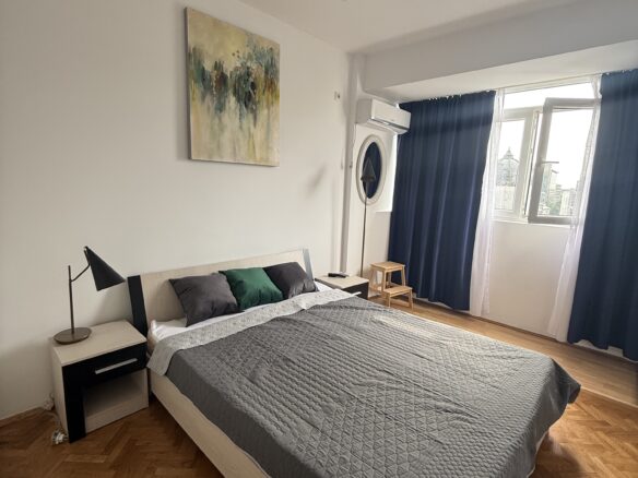 Fully Renovated 2-bedroom Apartment For Sale Near Piața Romană, Central Bucharest