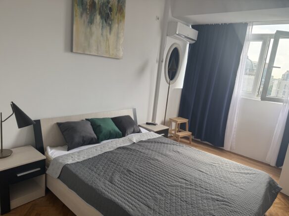 Fully Renovated 2-bedroom Apartment For Sale Near Piața Romană, Central Bucharest